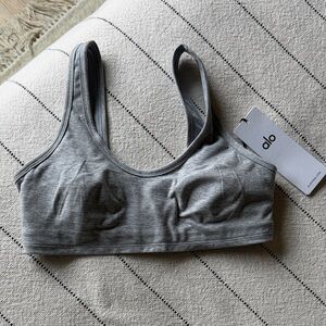 NWT ALO Yoga Center Stage Bra